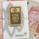 Harga Emas Antam Turun Rp6.000 per Gram, Buyback Ikut Melemah